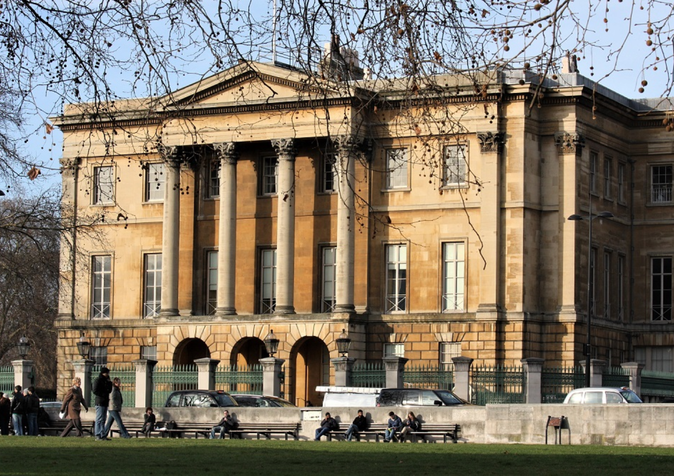 Apsley House (No. 1 London) Craft Complex - Shopping from RCKL
